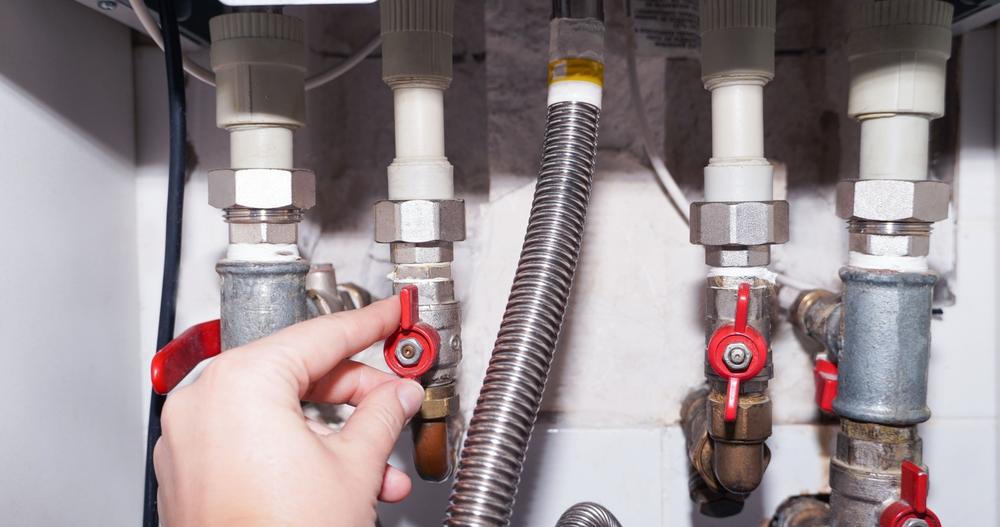 Home Electric and Gas Water Heater Tank Installation and Repair